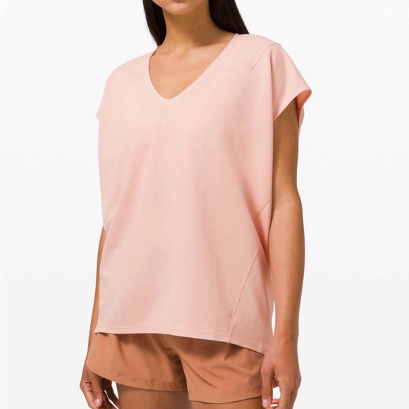 lululemon athletica Tops - Lululemon Capped Short Sleeve Tee Women’s 12 Pink Mist Yoga Gym Athlete